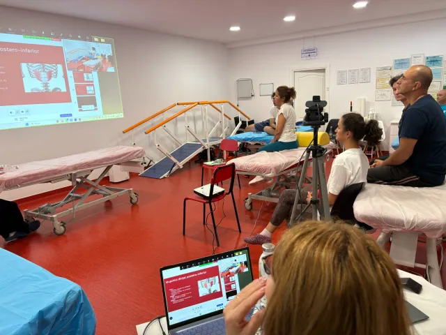 Final de curs TEHNICI SPECIFICE DE RECUPERARE IN PATOLOGIILE RESPIRATORII, fotografia 3